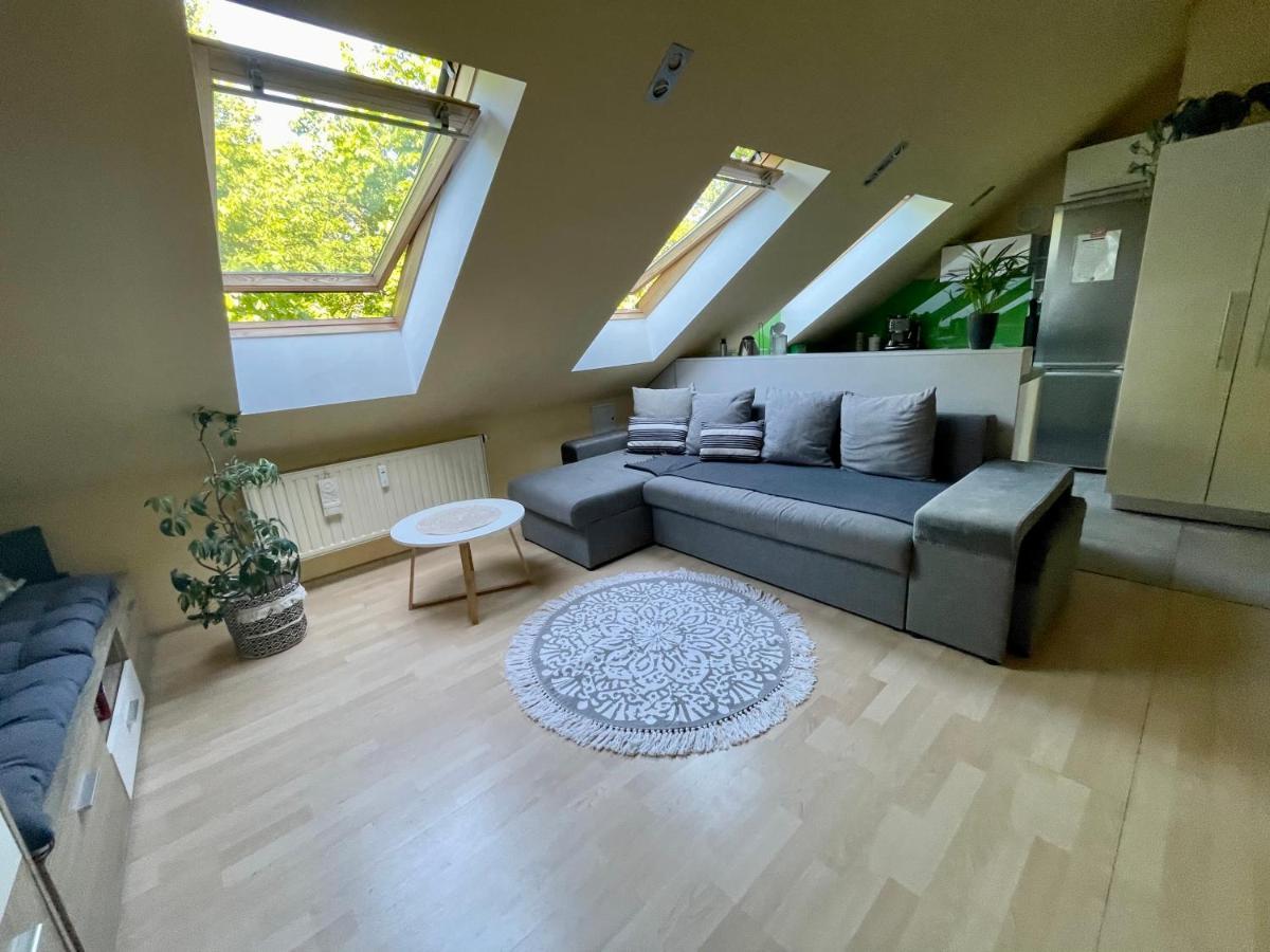 Loft Art Apartment Гдыня Экстерьер фото